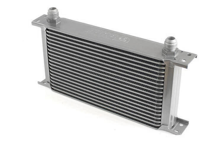 TurboWorks Olie Koeler (19 rijen) 260x150x50 AN8 Zilver