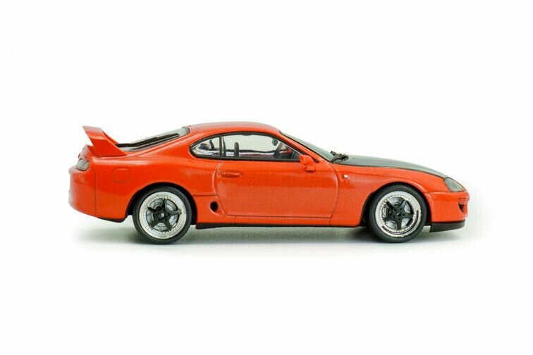 Toyota Supra Mk. 4 '01, oranje 1:43