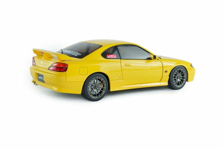 Nissan Silvia S15 Spec-R Aero '99, geel (Lightning Yellow) 1:18