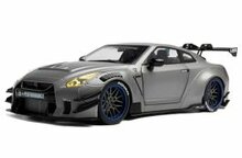 Nissan GT-R (R35) W/ Liberty Walk Bodykit 2.0 '23, zilver 1:18
