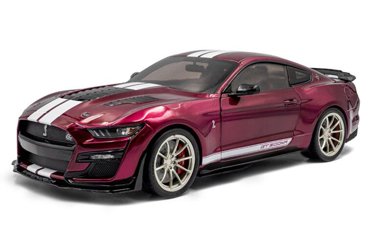 Shelby Mustang GT500 KR '23, paars 1:18