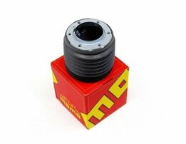 Momo stuurnaaf BMW 3 Serie E30